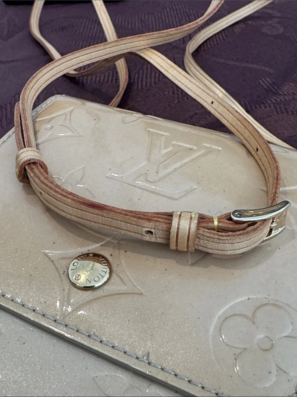 Louis Vuitton Tan Vernis Walker Pouchette